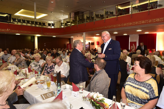 Gratulation Ehrenmeisterfeier Stadthalle Limbach-Oberfrohna