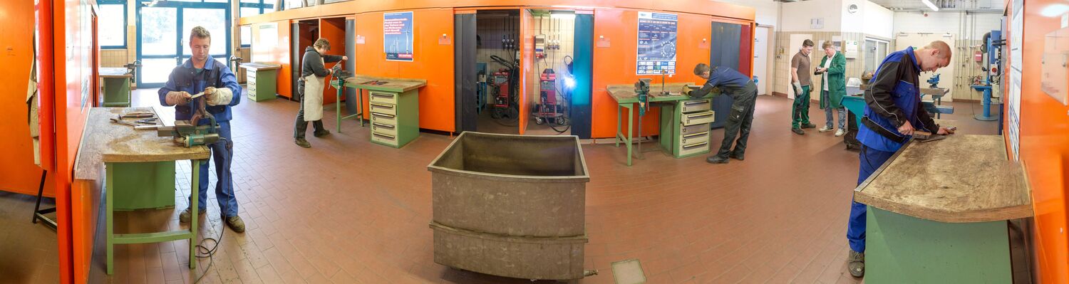 Ein Blick in die Lichtbogenschweißwerkstatt von der Handwerkskammer Chemnitz