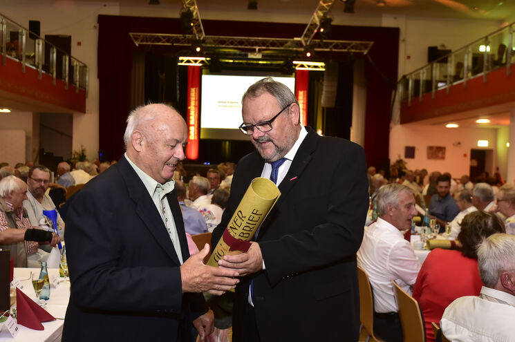 Gratulation Ehrenmeisterfeier Stadthalle Limbach-Oberfrohna