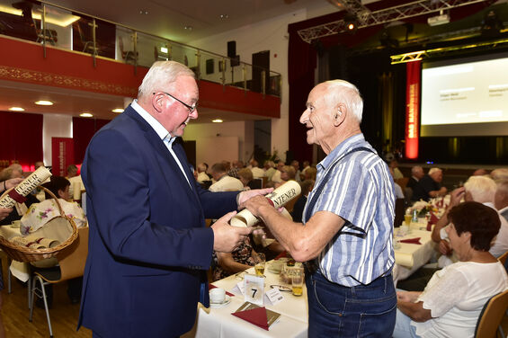 Gratulation Ehrenmeisterfeier Stadthalle Limbach-Oberfrohna