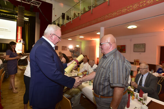 Gratulation Ehrenmeisterfeier Stadthalle Limbach-Oberfrohna