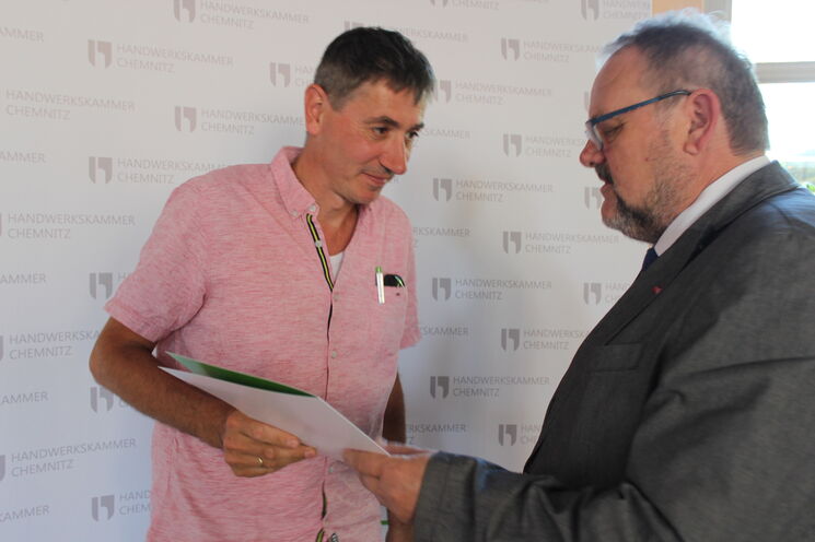 Rund 130 Prüferinnen und Prüfer aus über 20 Gewerken sind am 10. Juni der Einladung der Handwerkskammer Chemnitz zu einer Feier gefolgt. 