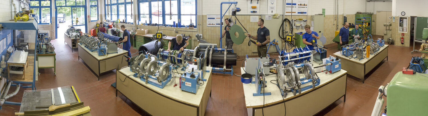 Dieses Bild zeigt die Kunststoffwerkstatt in Chemnitz.