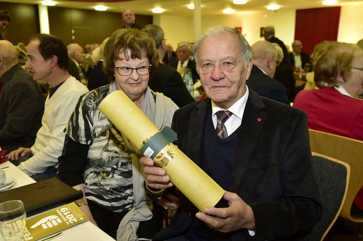 Meister-Ehepaar am Tisch