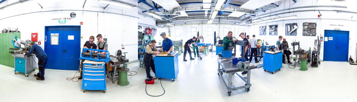 Das Bild zeigt die Karosseriewerkstatt in Plauen.